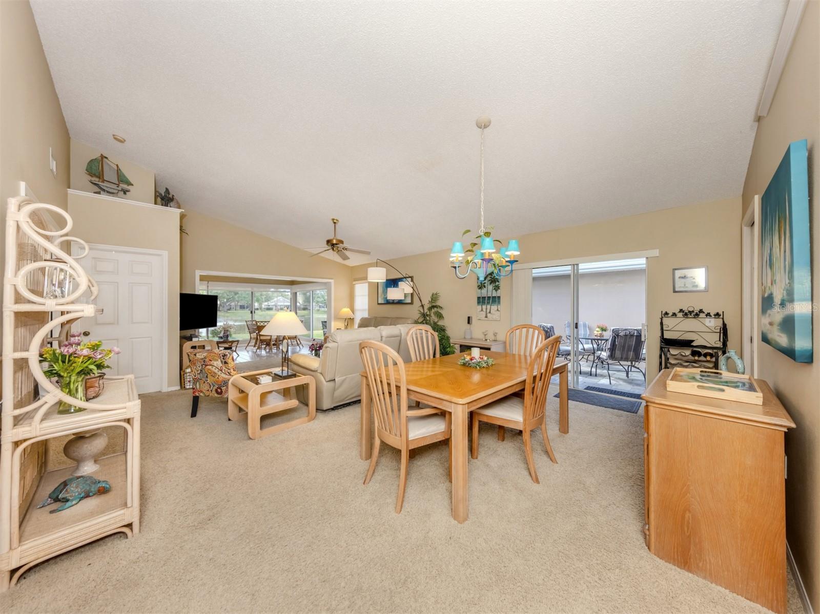 CLUBSIDE VILLAS - Residential