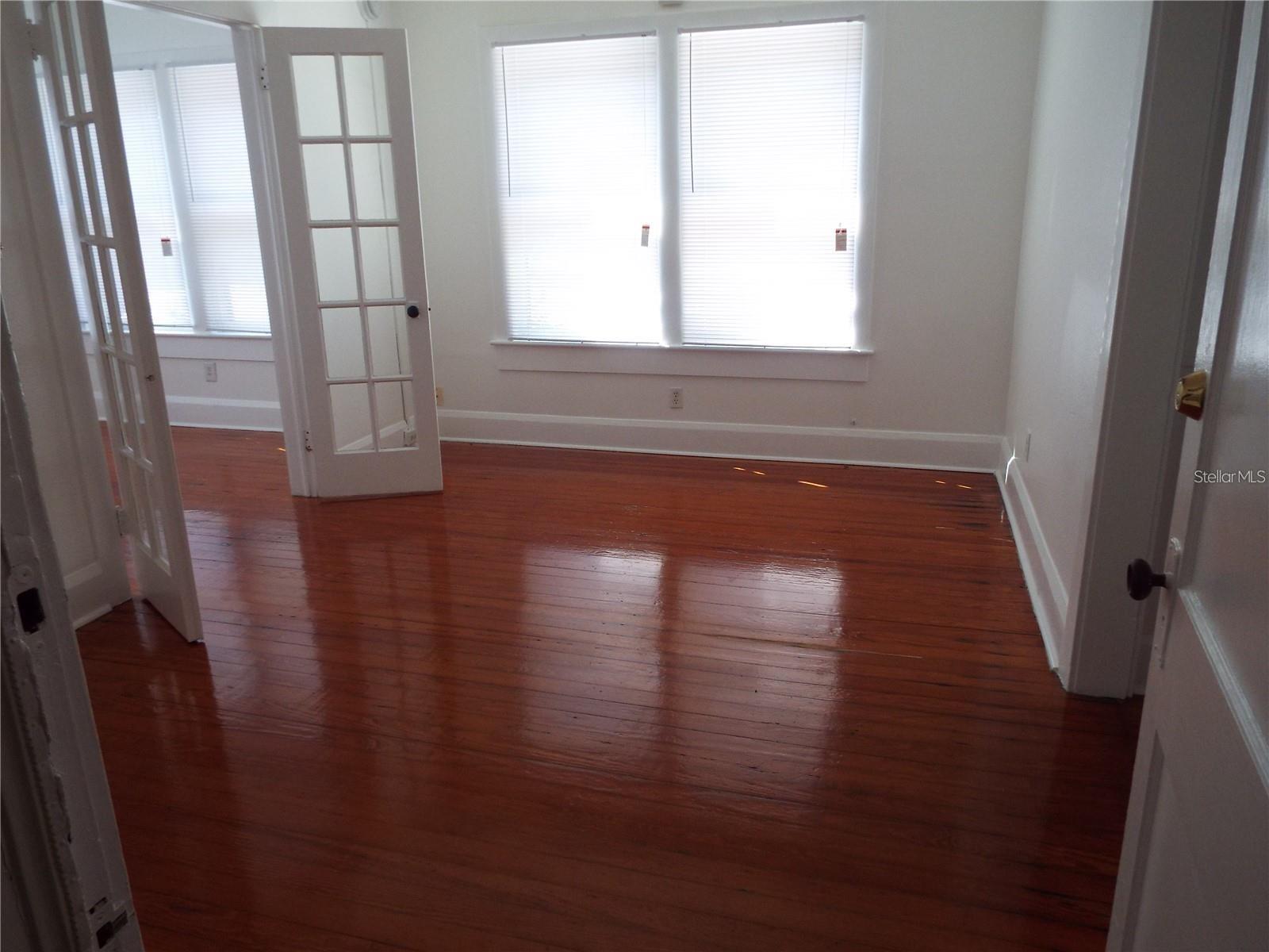 RHODES & HALE SUB - Residential Lease