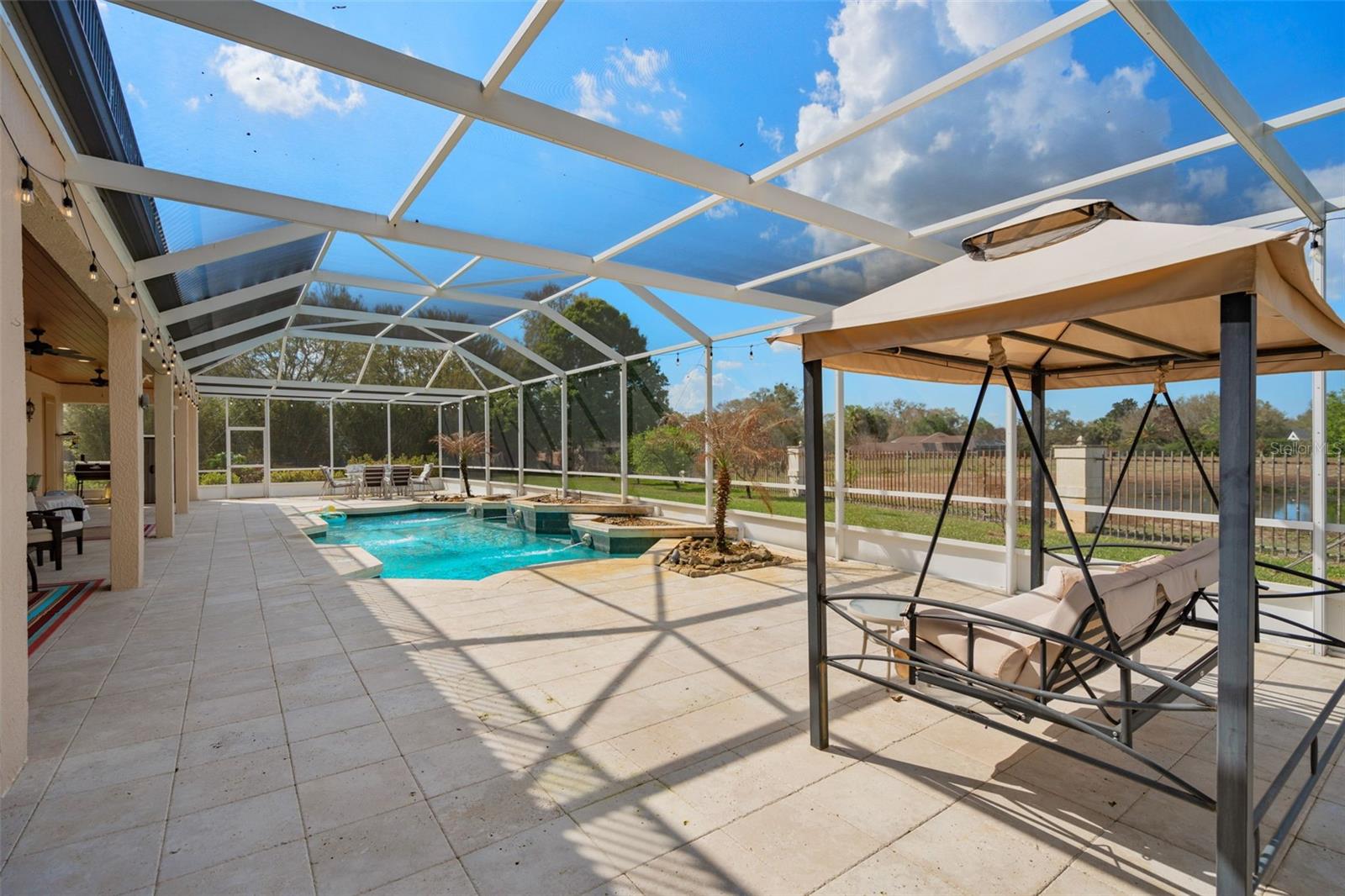 BALMORAL - Residential