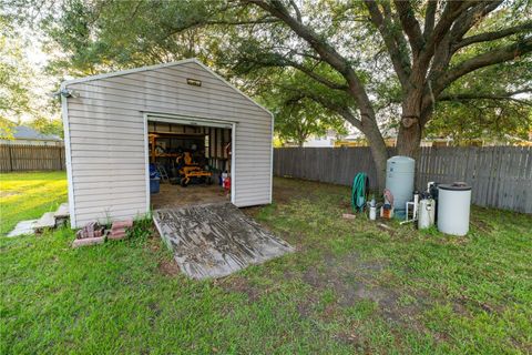 Single Family Residence in AUBURNDALE FL 104 ARBOR WAY 29.jpg