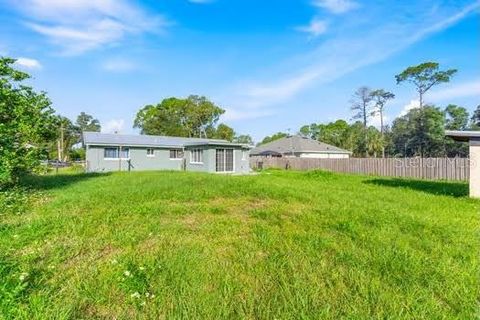 A home in DELAND