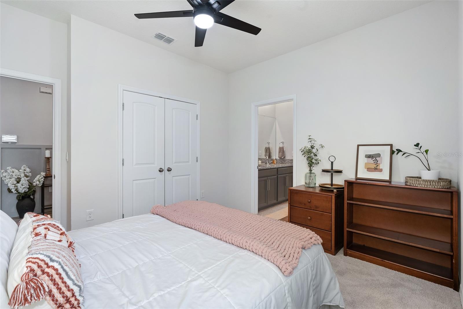 VICTORIA OAKS PH C - Residential