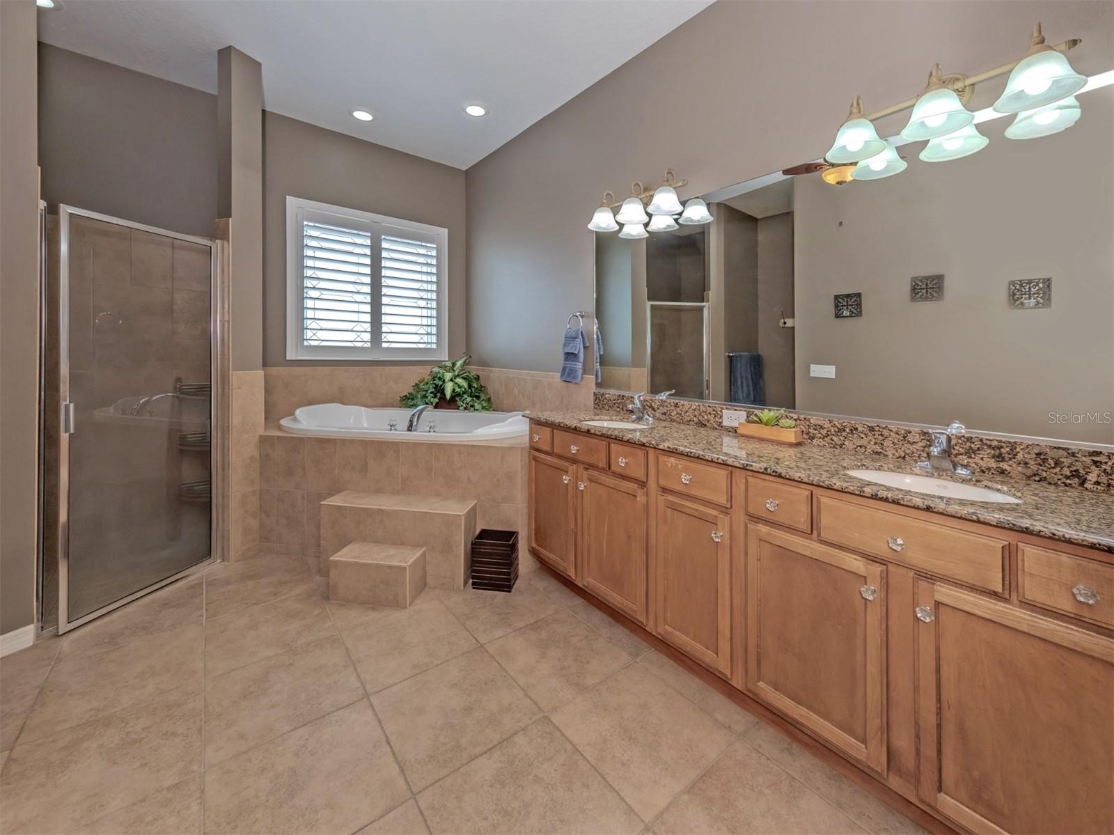 GOLDENS FIRST ADD - Residential
