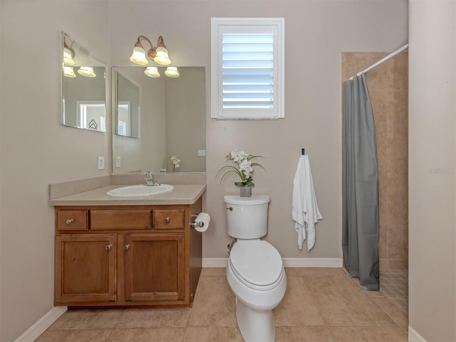 GOLDENS FIRST ADD - Residential
