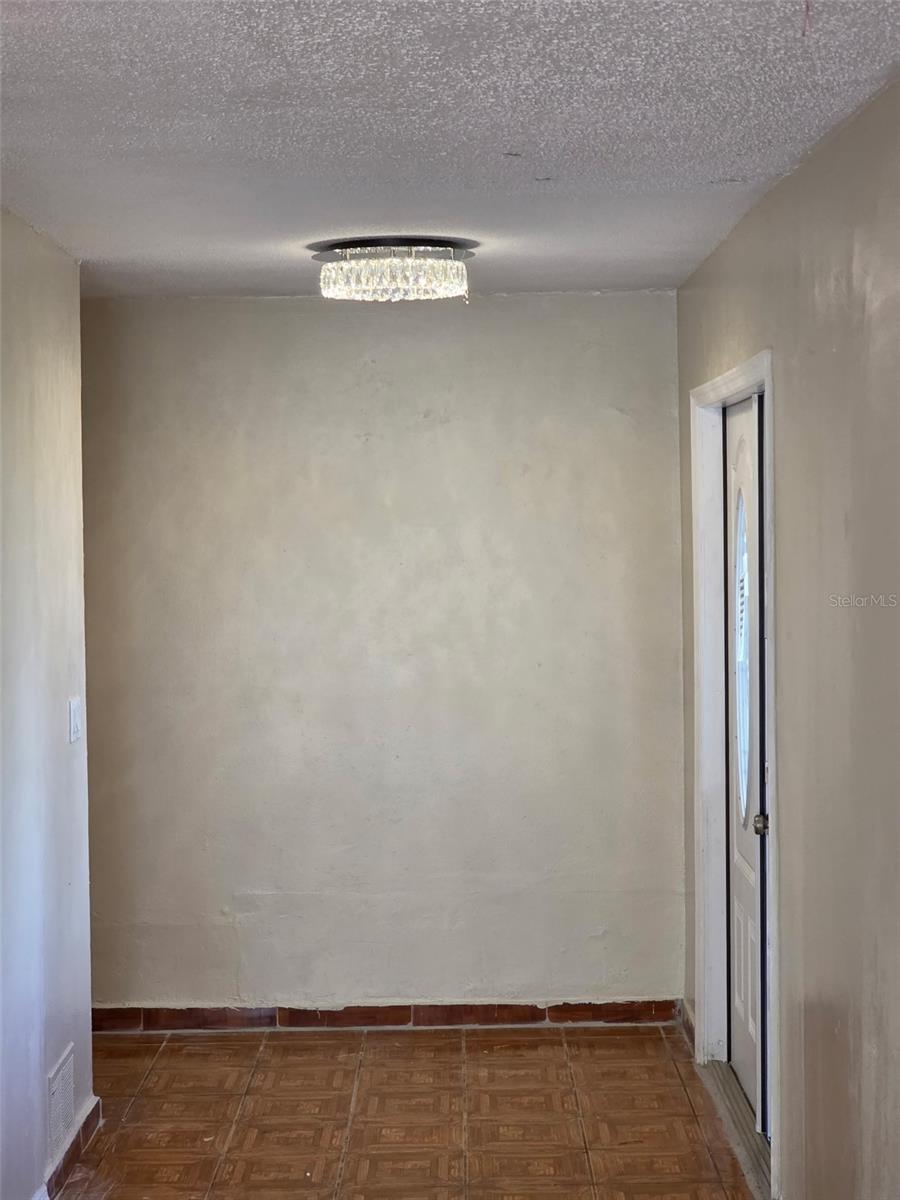 Photo of 820 Orwell Avenue, Orlando, FL 32809 (MLS # O6442611)