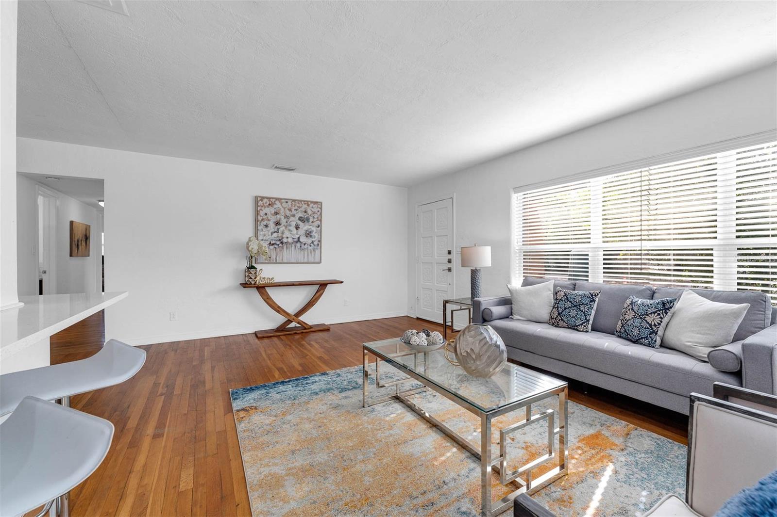 2201 DELANEY. AVENUE