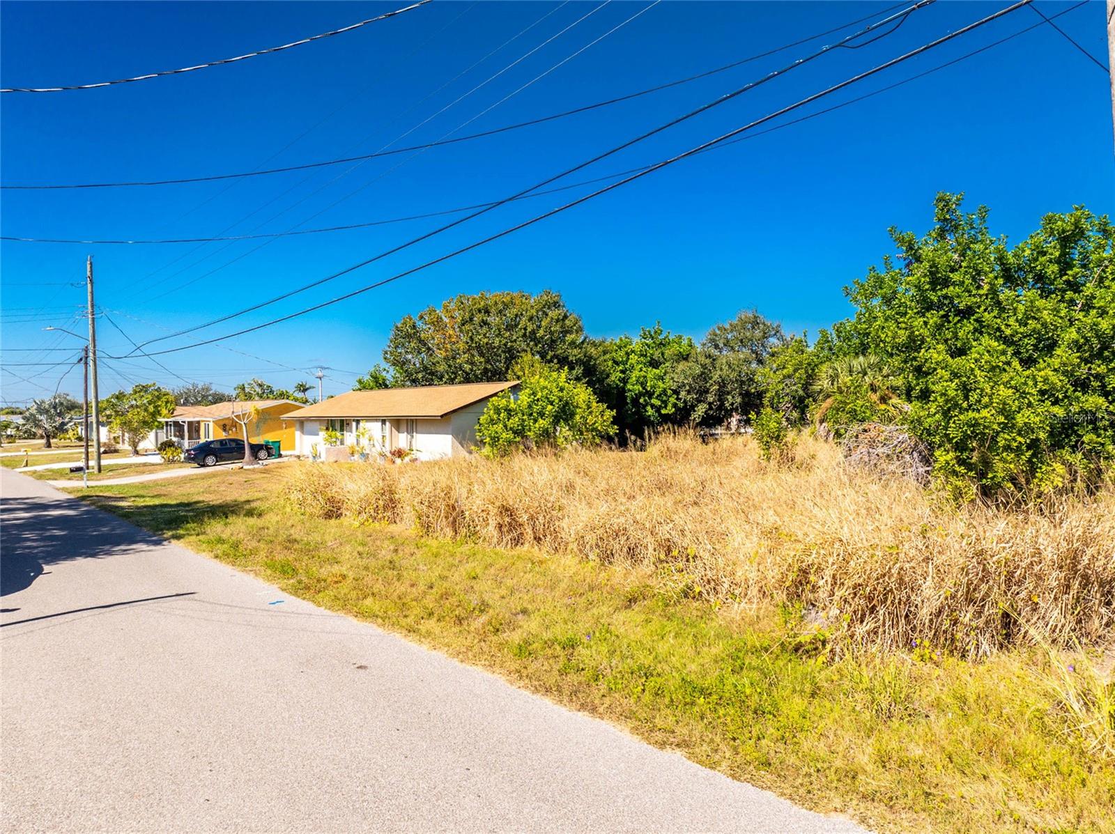 PORT CHARLOTTE SEC 006 - Land