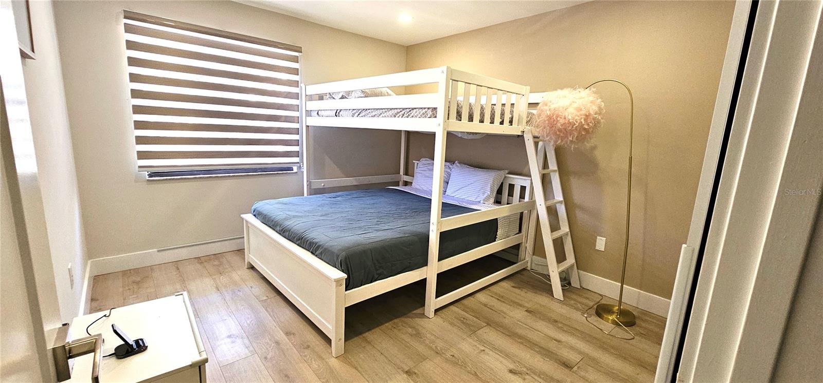 SUMMERSIDE - Residential Lease