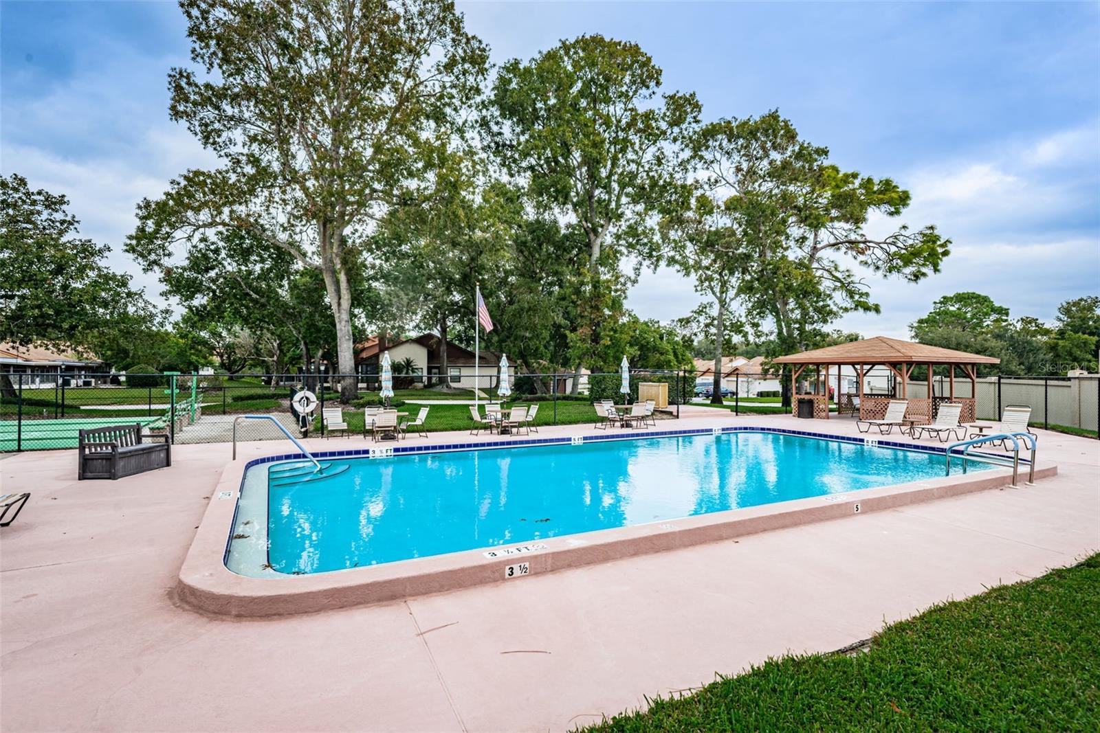 FORESTWOOD - Residential