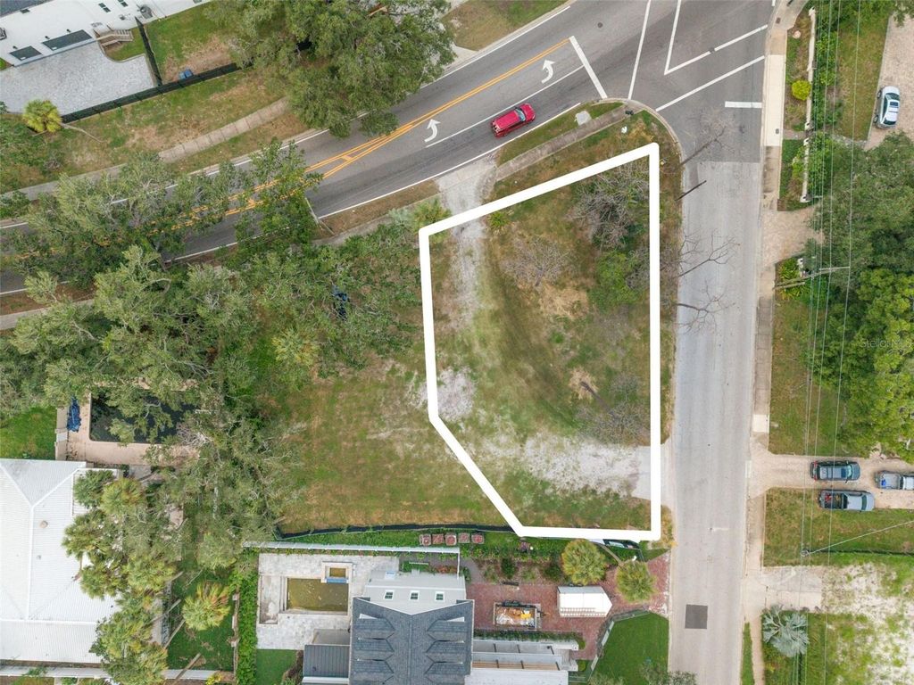 Photo of 2504 S West Shore Boulevard, Tampa, FL 33629 (MLS # TB8420772)