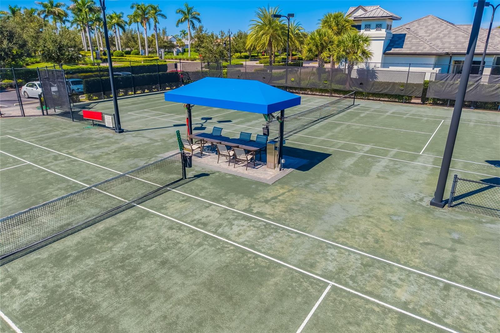 HAMMOCK PRESERVE ON PALMER RANCH - Residential