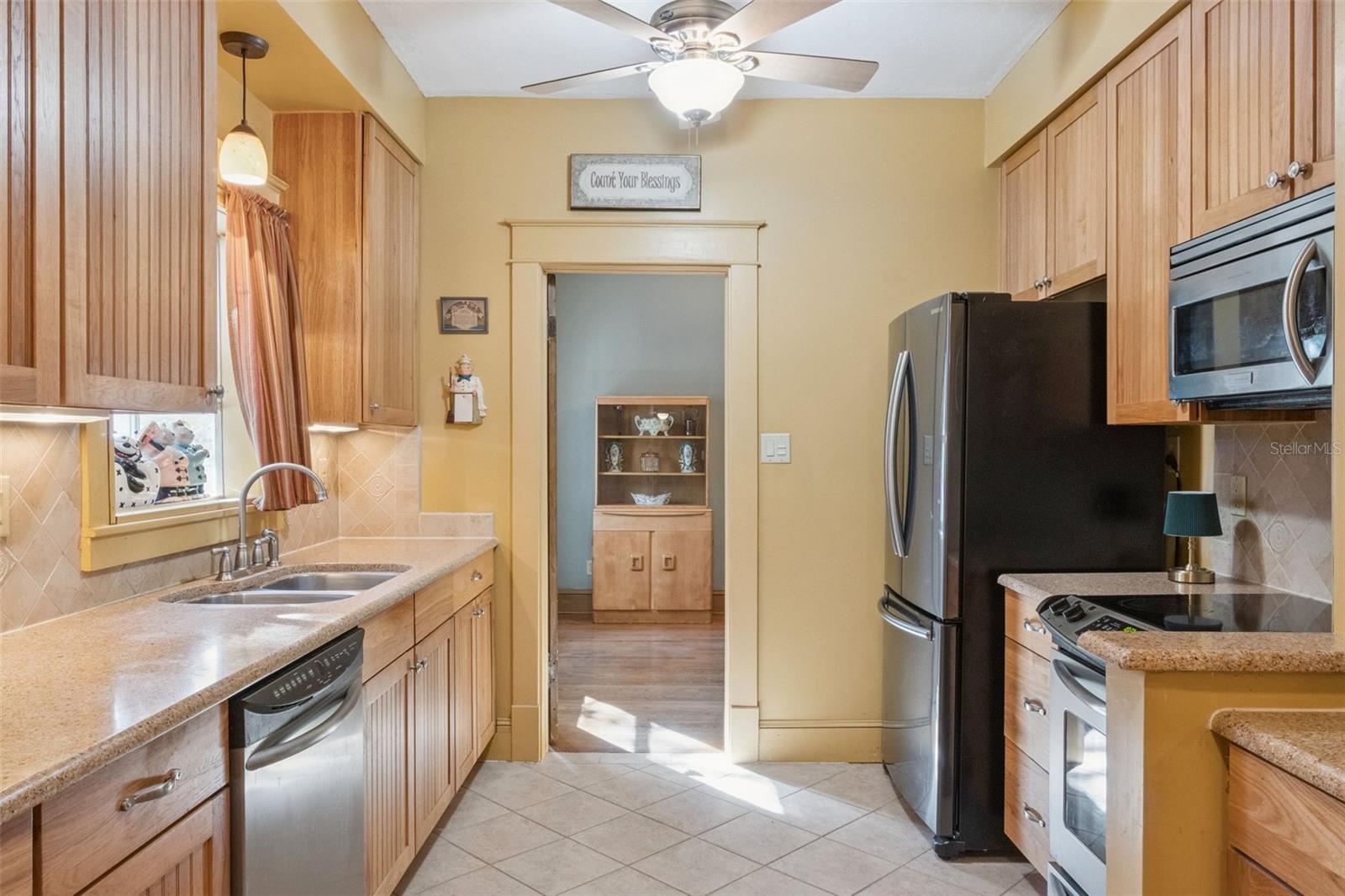 KAROLINA ON KILLARNEY - Residential