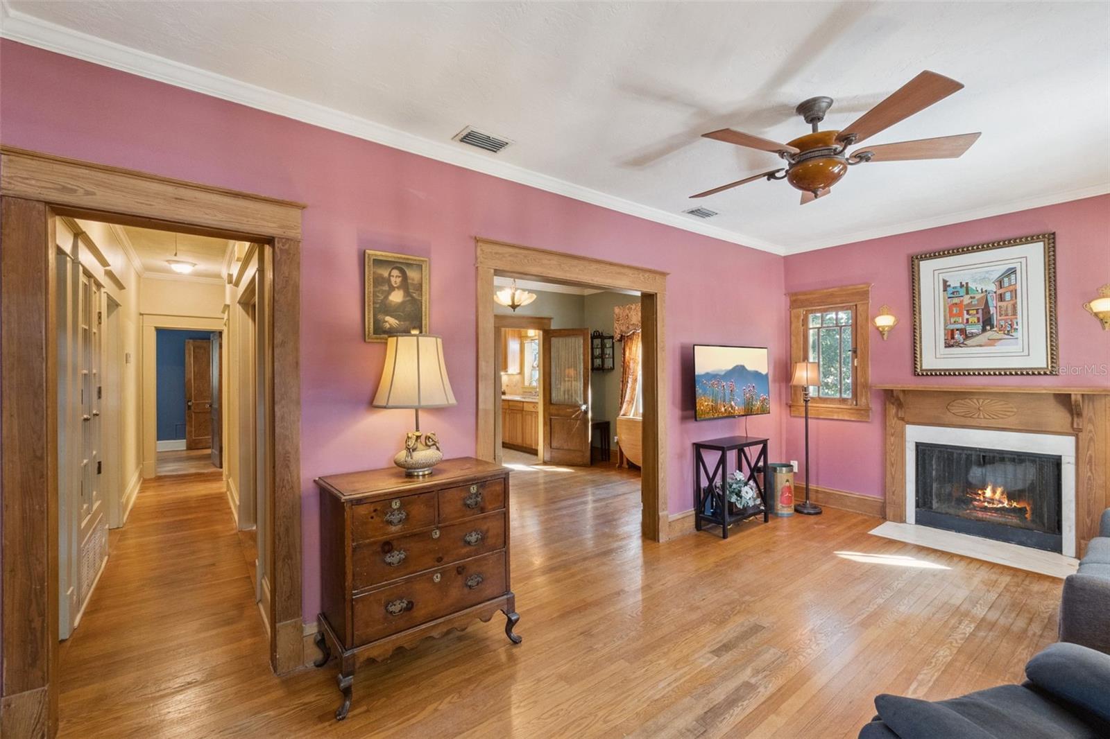 KAROLINA ON KILLARNEY - Residential