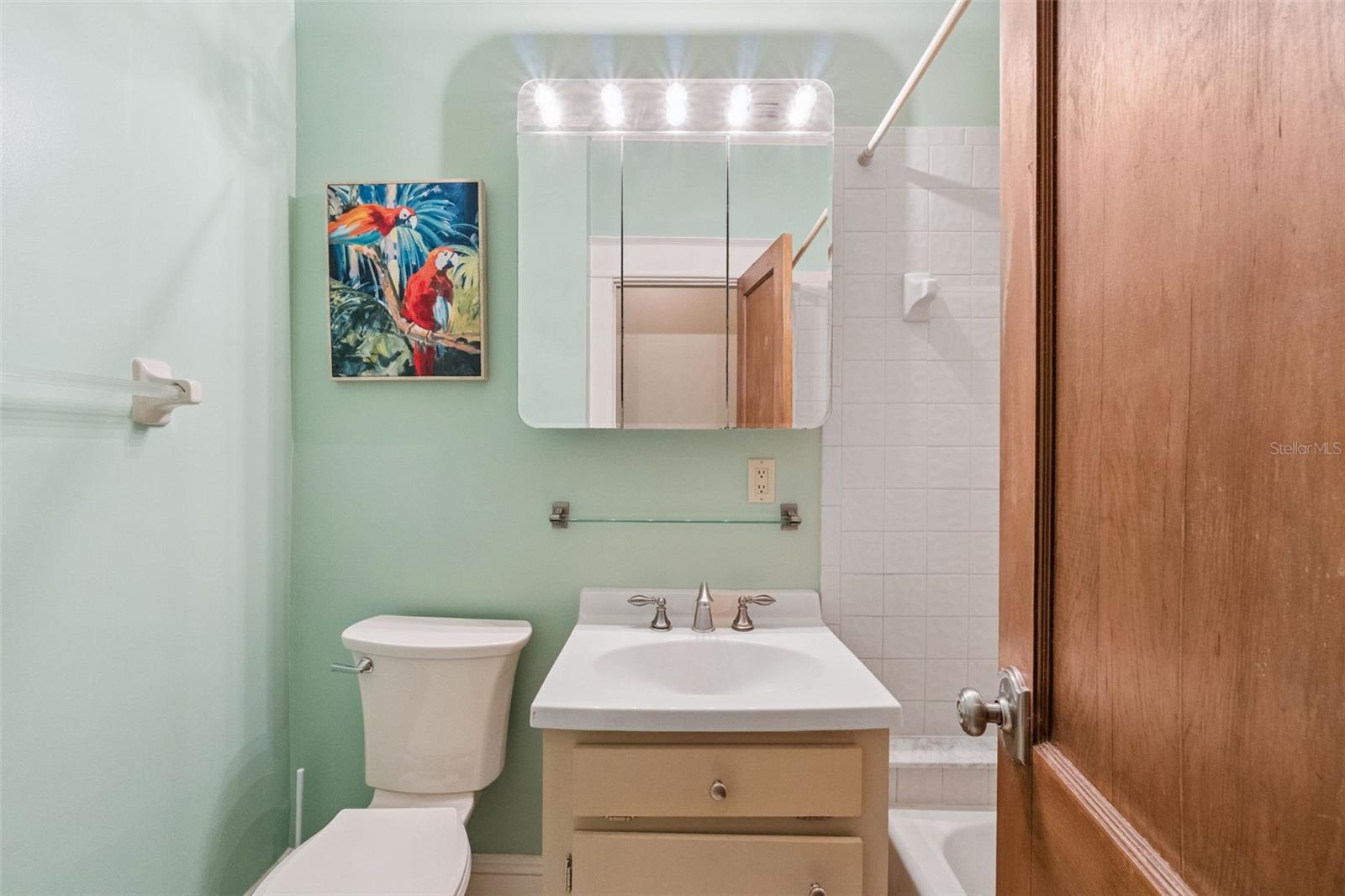 KAROLINA ON KILLARNEY - Residential