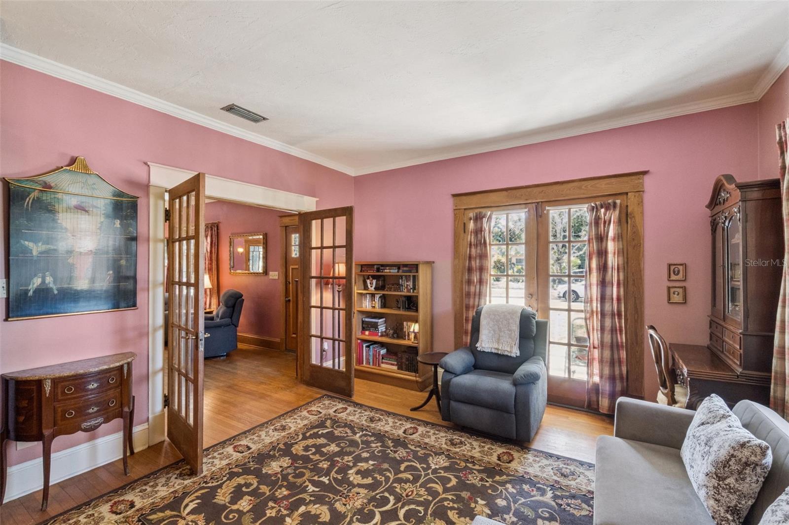 1951 STAUNTON AVENUE