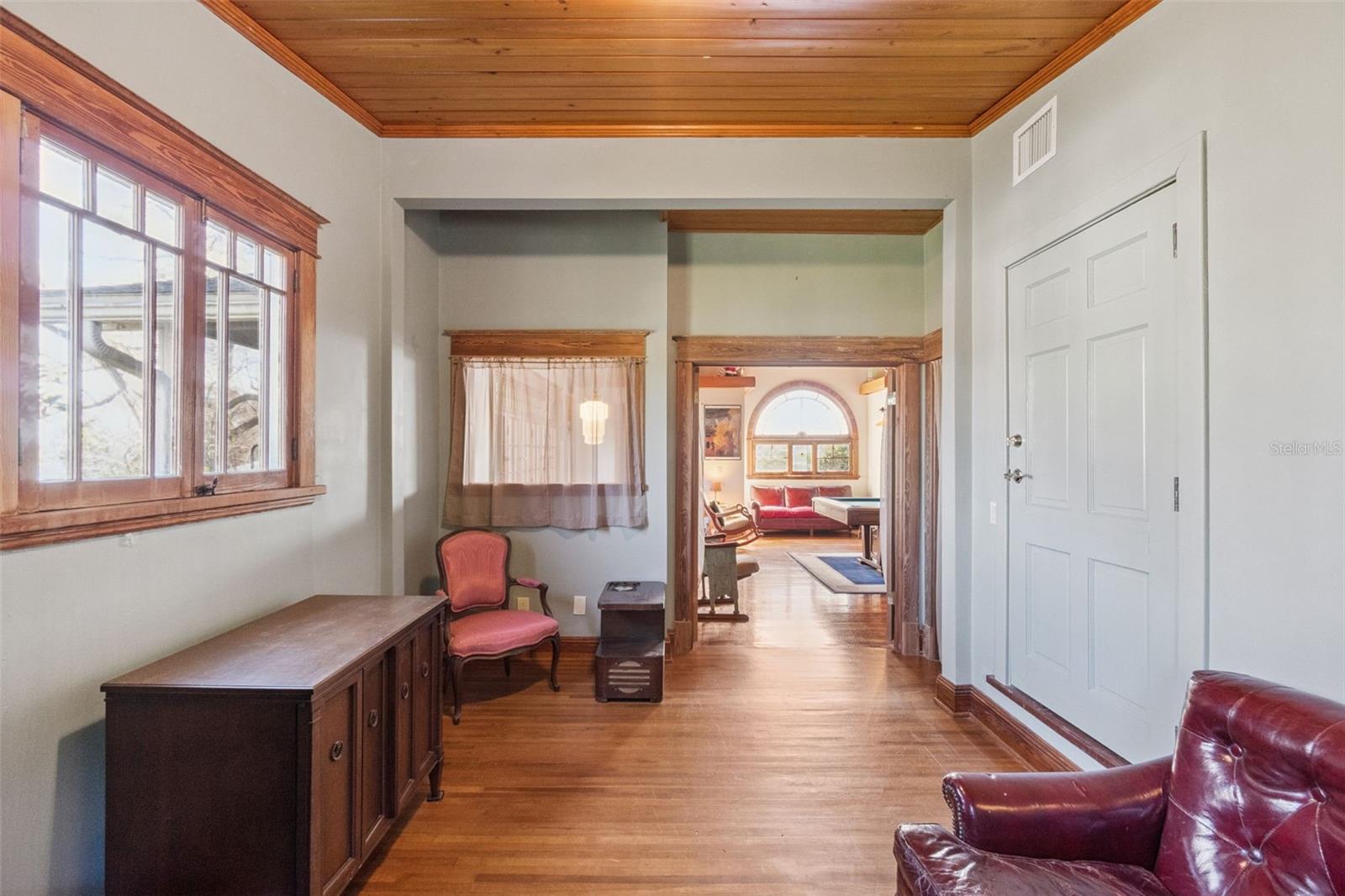 KAROLINA ON KILLARNEY - Residential