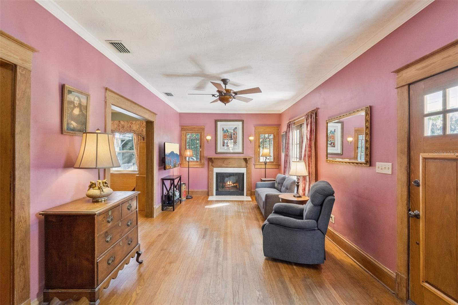 1951 STAUNTON AVENUE