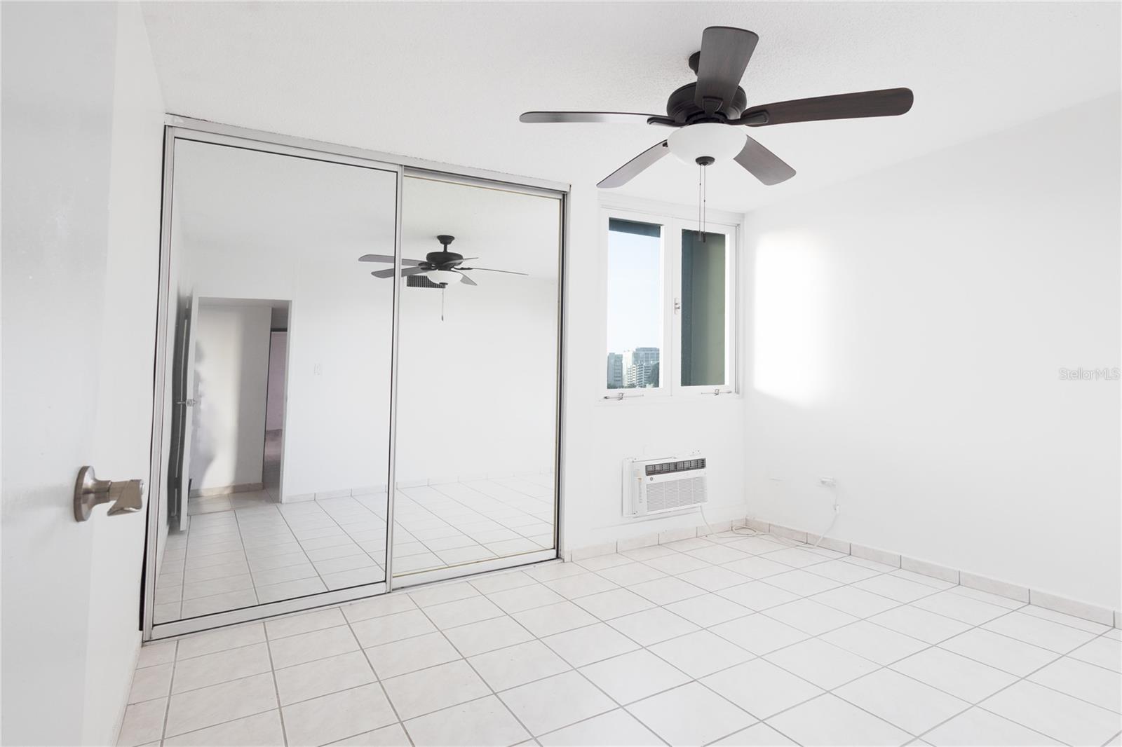 GENERALIFE - Residential Lease