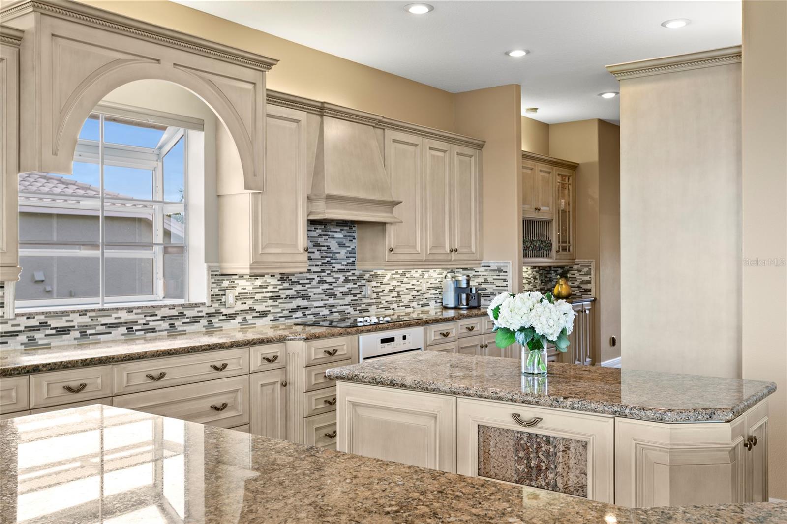 1ST | FLAT ISLAND - Residential