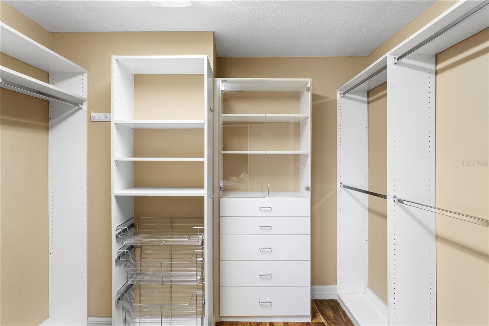 1ST | FLAT ISLAND - Residential