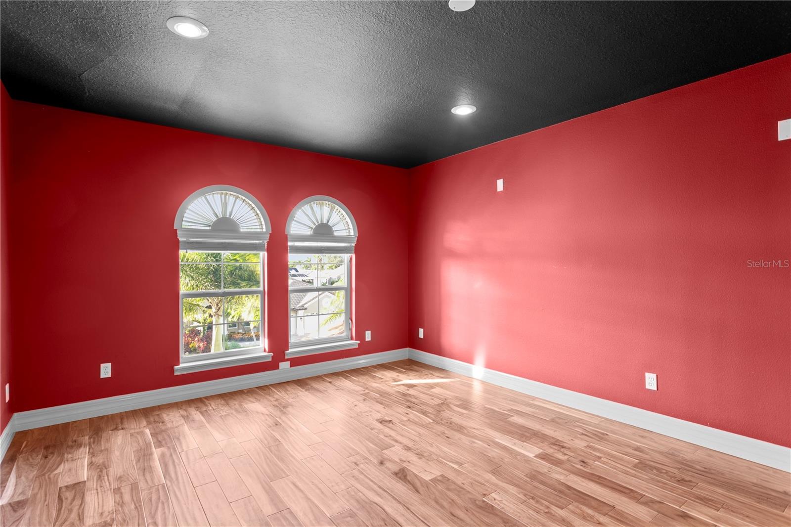 1ST | FLAT ISLAND - Residential