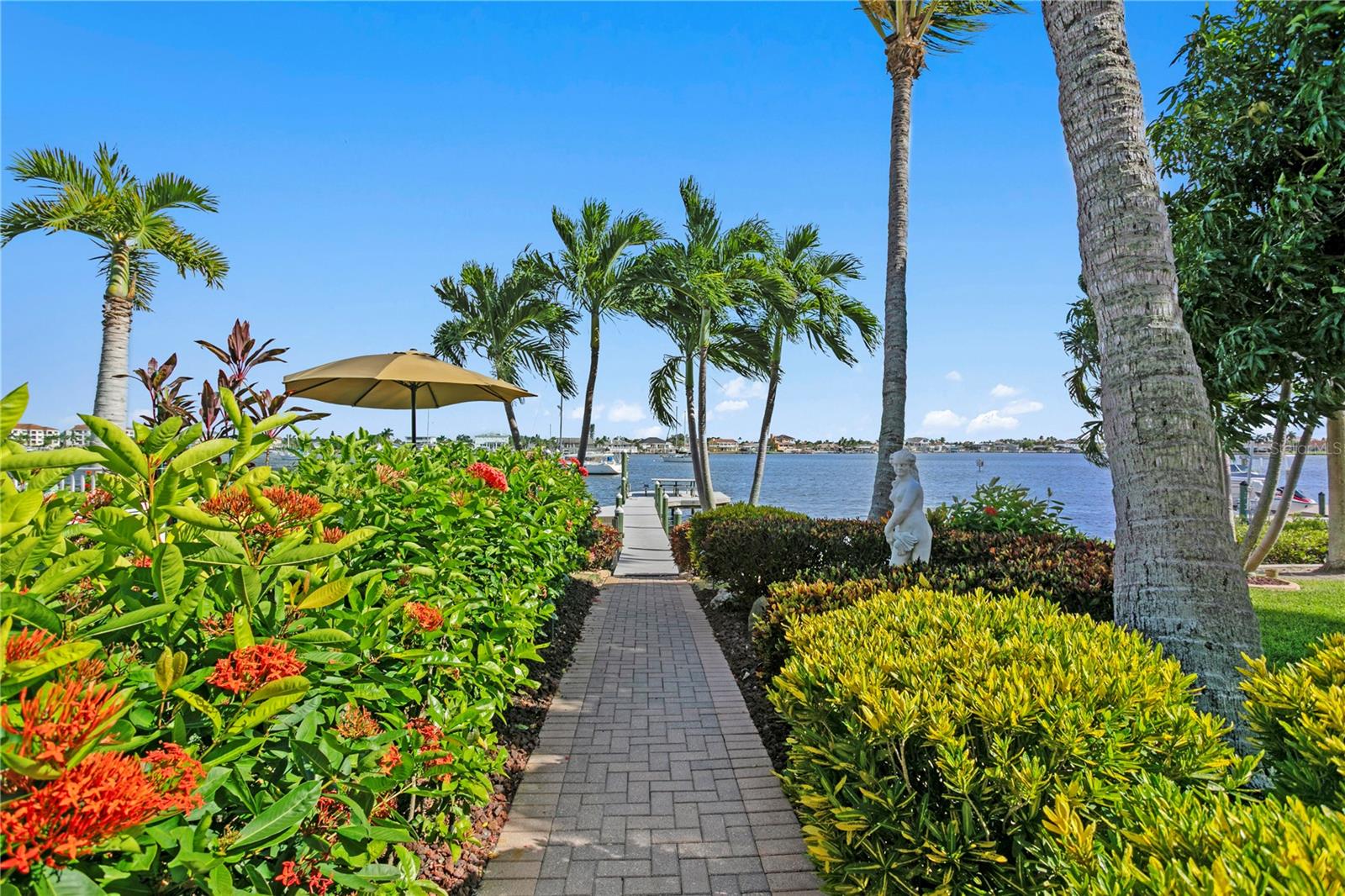 1ST | FLAT ISLAND - Residential