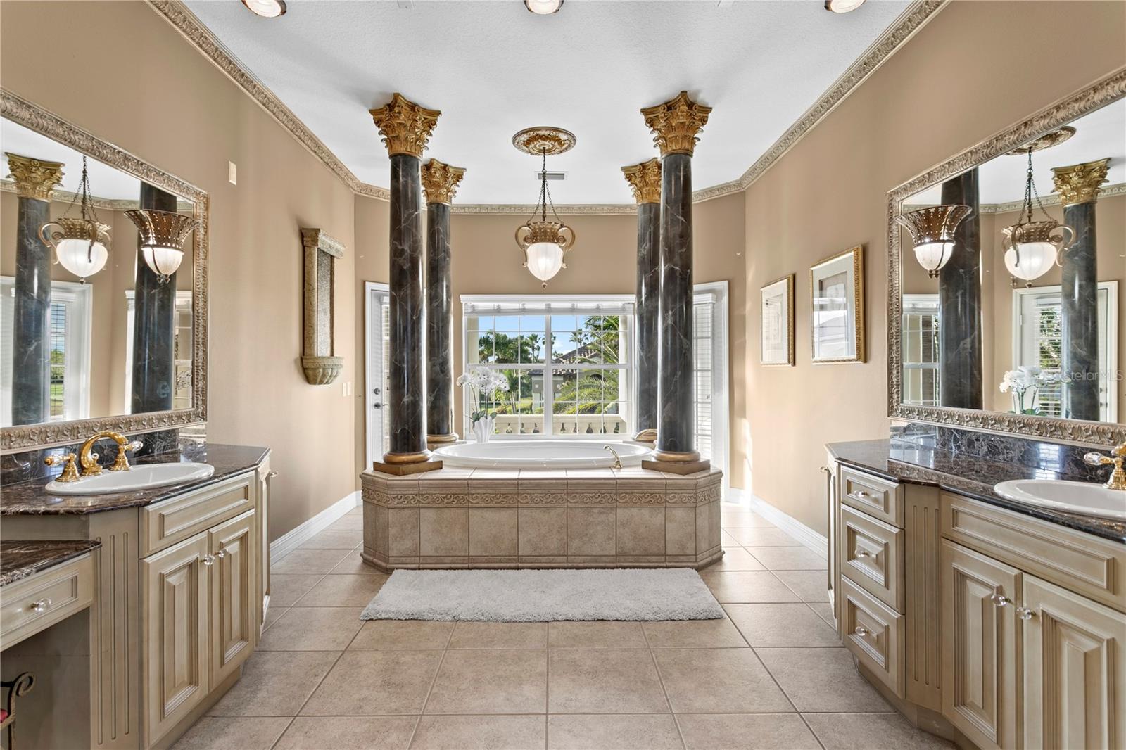 1ST | FLAT ISLAND - Residential