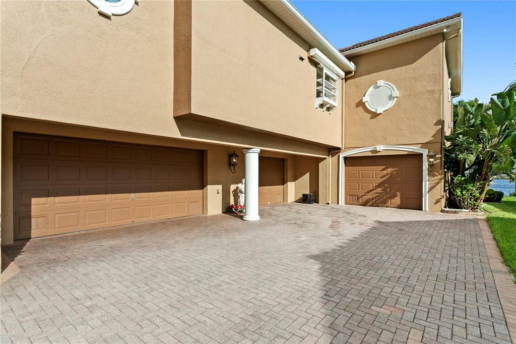 Photo of 6429 Rubia Circle, Apollo Beach, FL 33572 (MLS # TB8430645)