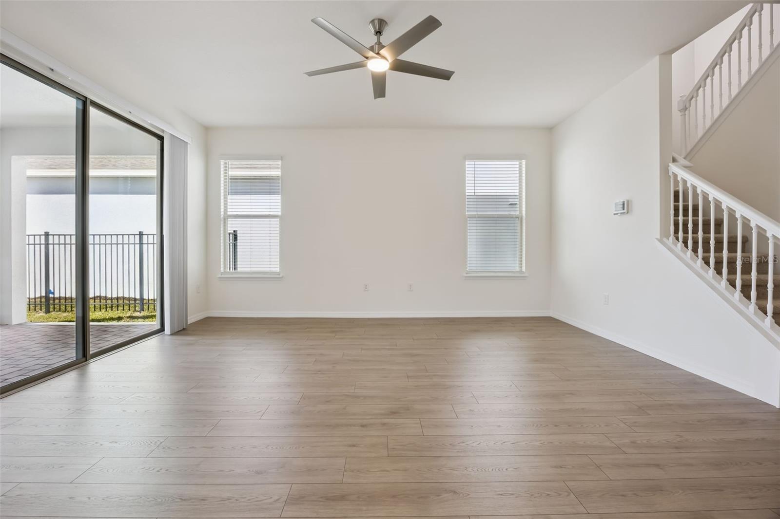 WATERLEIGH PH 5 - Residential Lease