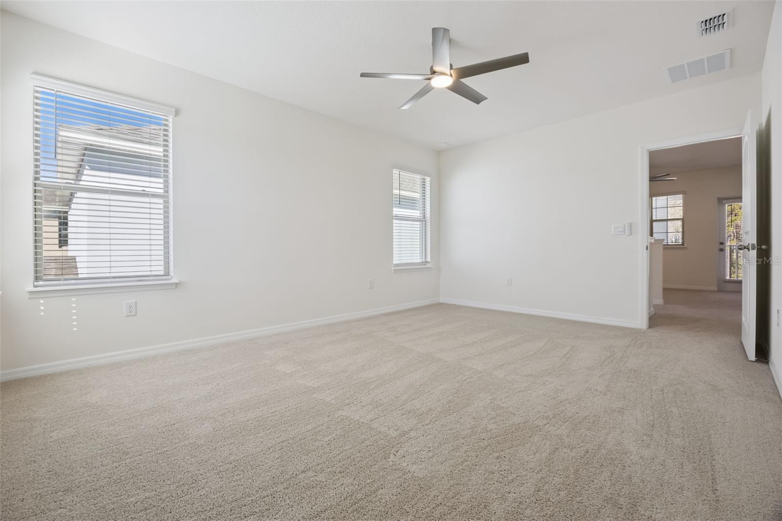 WATERLEIGH PH 5 - Residential Lease