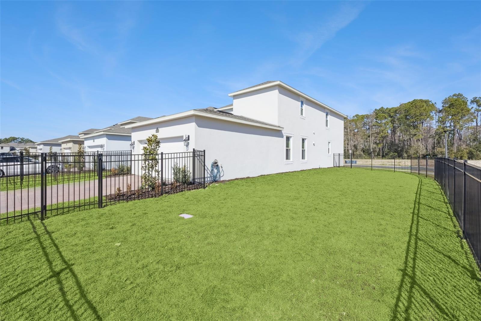 WATERLEIGH PH 5 - Residential Lease