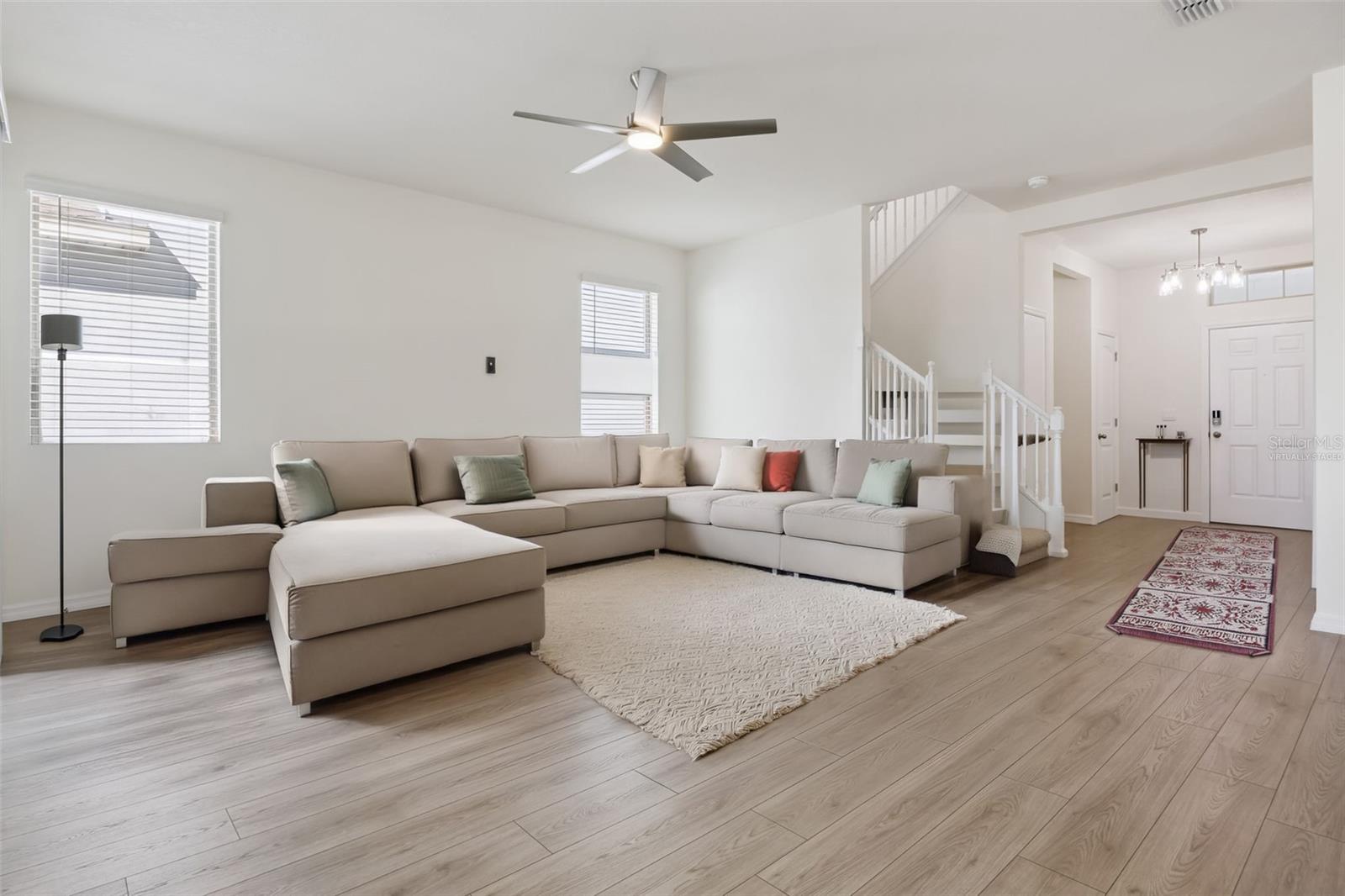 WATERLEIGH PH 5 - Residential Lease