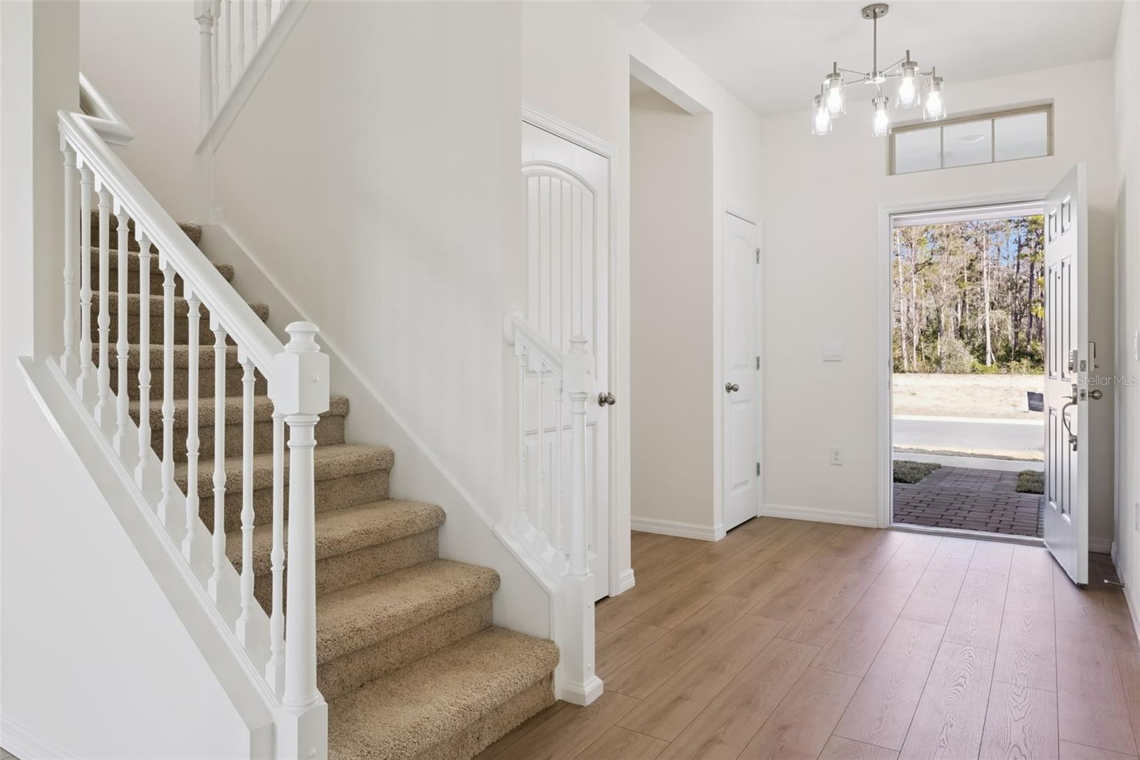 WATERLEIGH PH 5 - Residential Lease