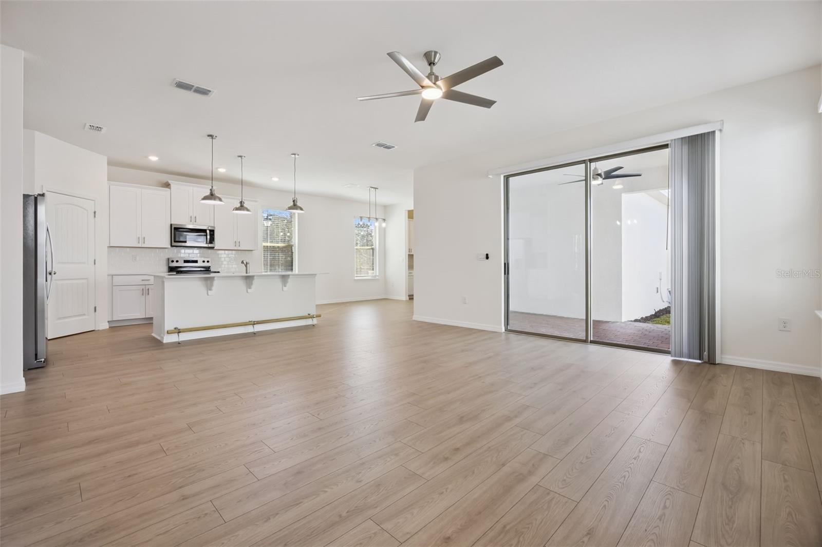 WATERLEIGH PH 5 - Residential Lease