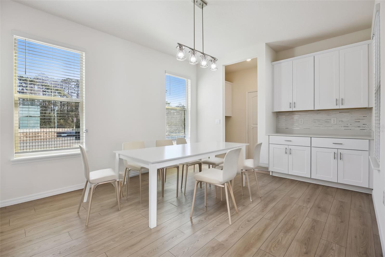 WATERLEIGH PH 5 - Residential Lease