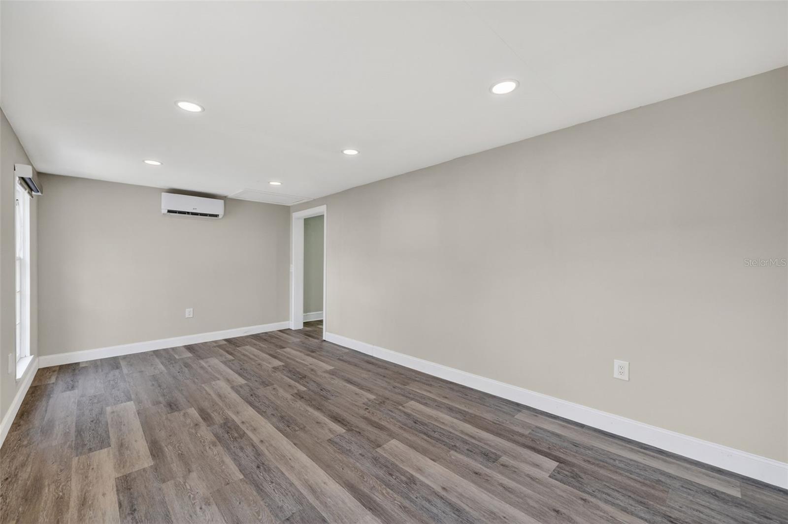 COUNTRY CLUB ADD - Residential