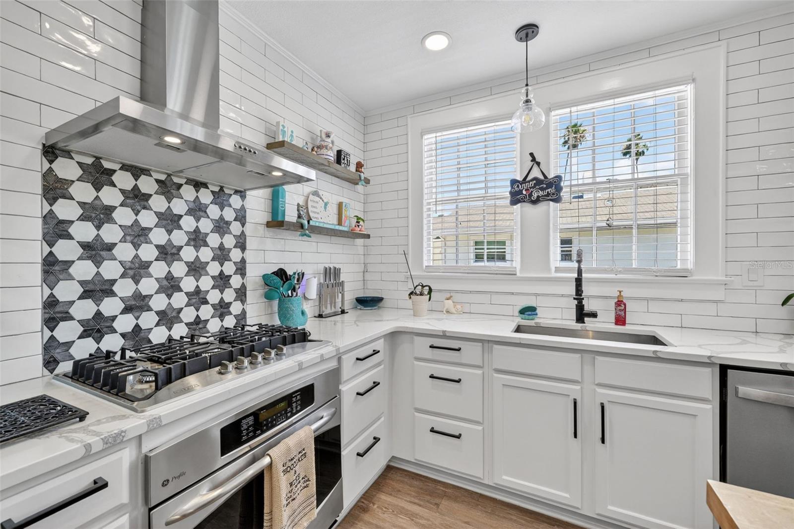 COUNTRY CLUB ADD - Residential