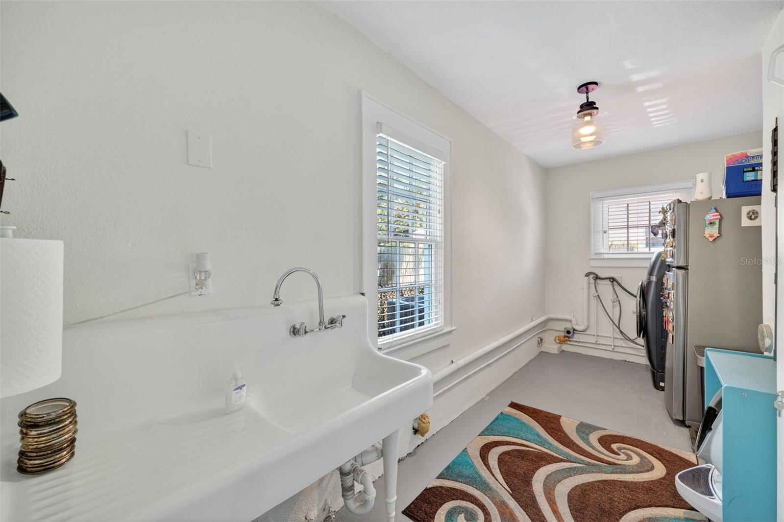 COUNTRY CLUB ADD - Residential