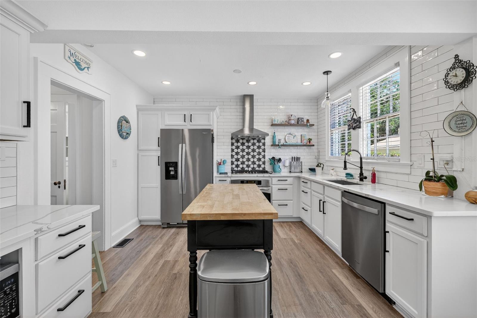 COUNTRY CLUB ADD - Residential