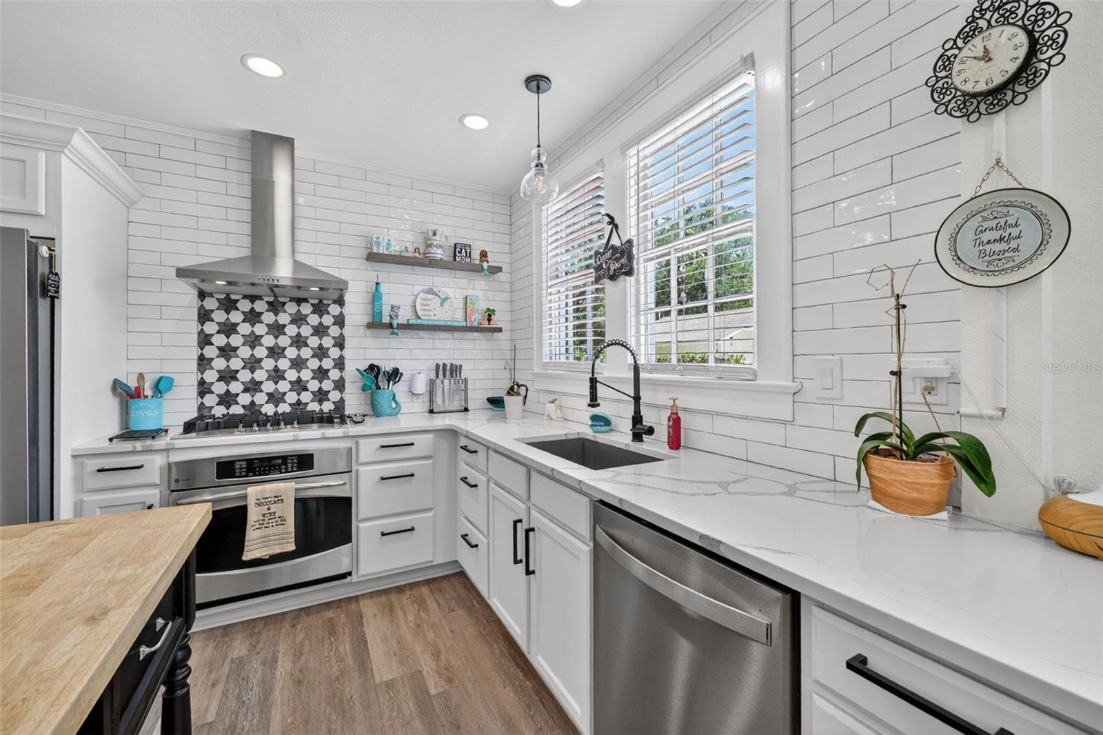 COUNTRY CLUB ADD - Residential