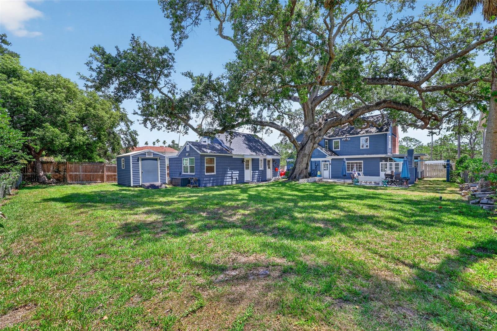 COUNTRY CLUB ADD - Residential