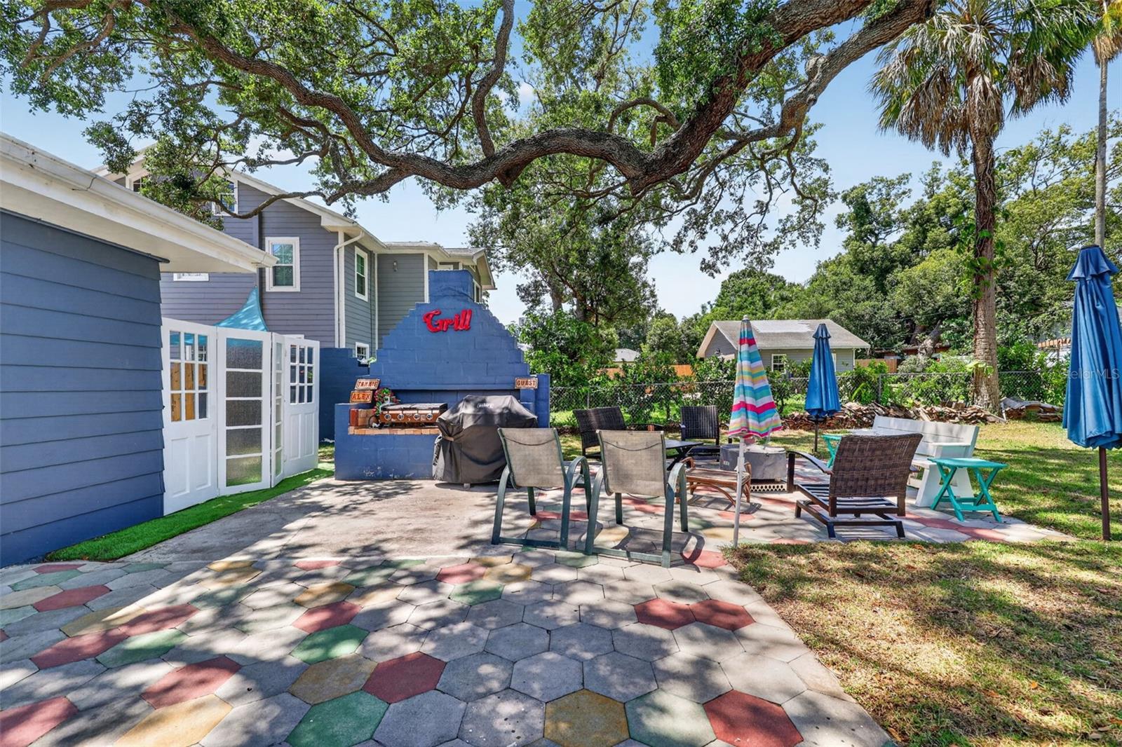 COUNTRY CLUB ADD - Residential