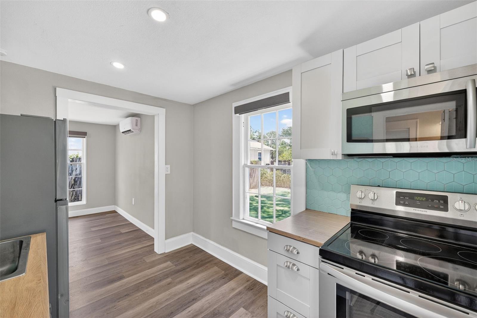 COUNTRY CLUB ADD - Residential