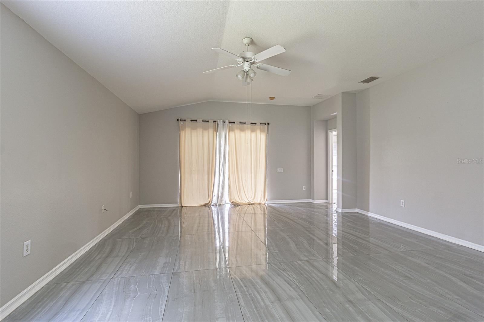 LEXINGTON OAKS PH 02 - Residential