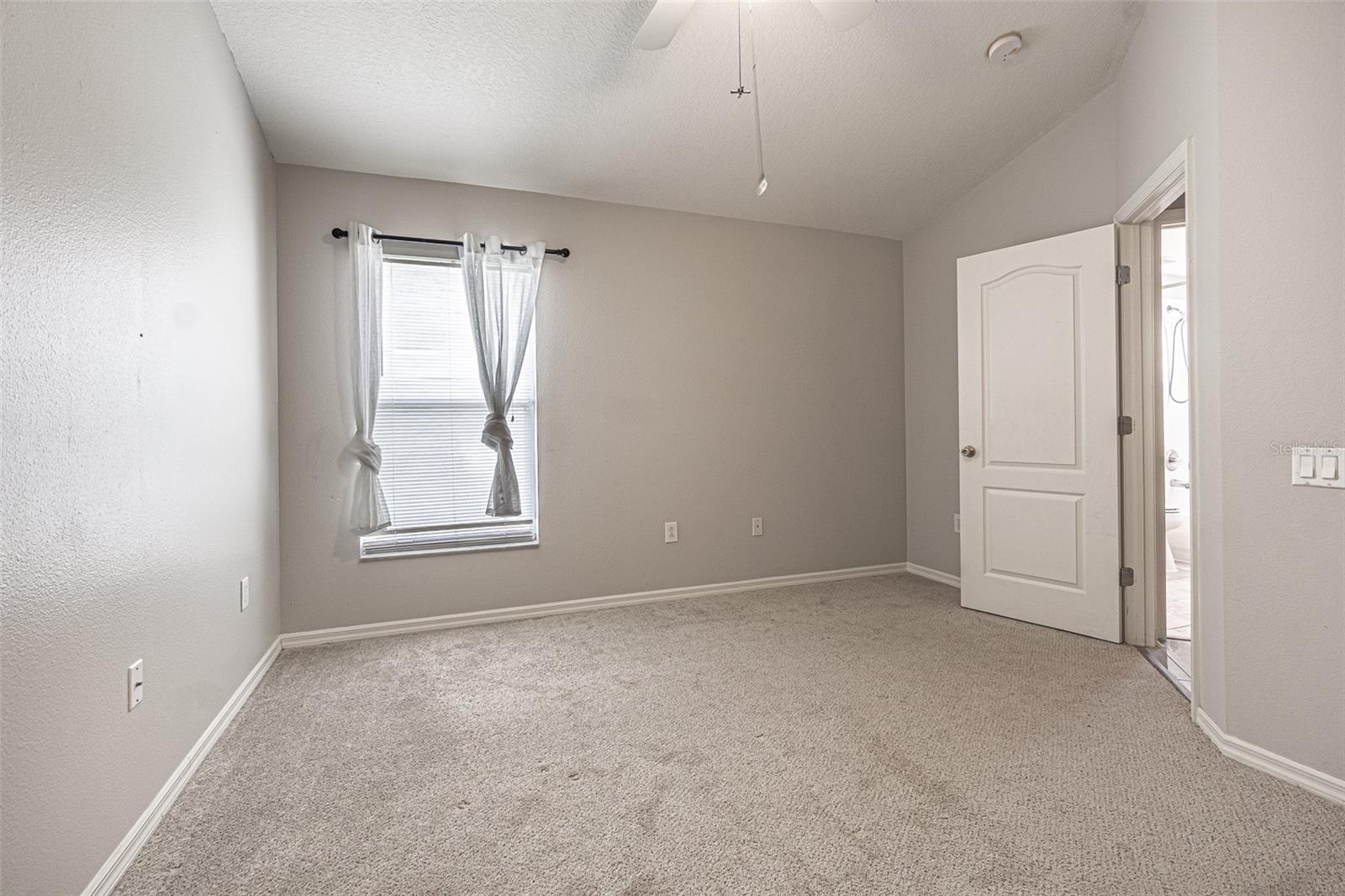 LEXINGTON OAKS PH 02 - Residential