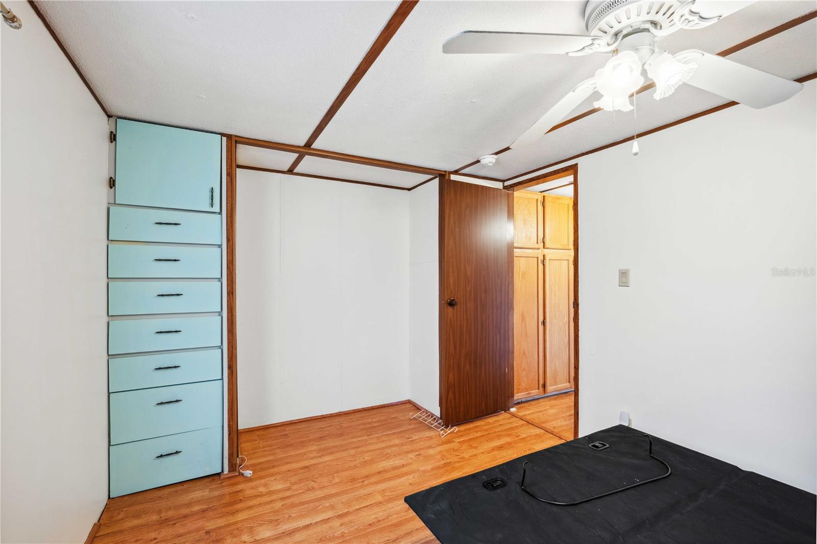 BETMAR ACRES - Residential