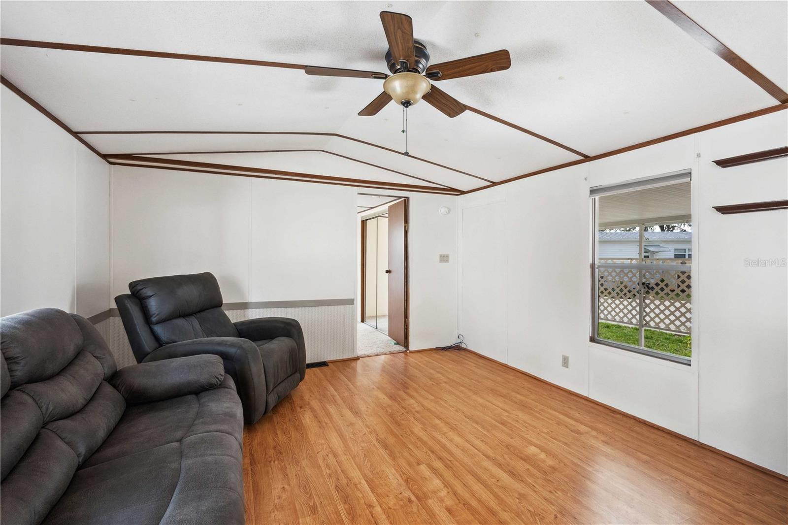 BETMAR ACRES - Residential