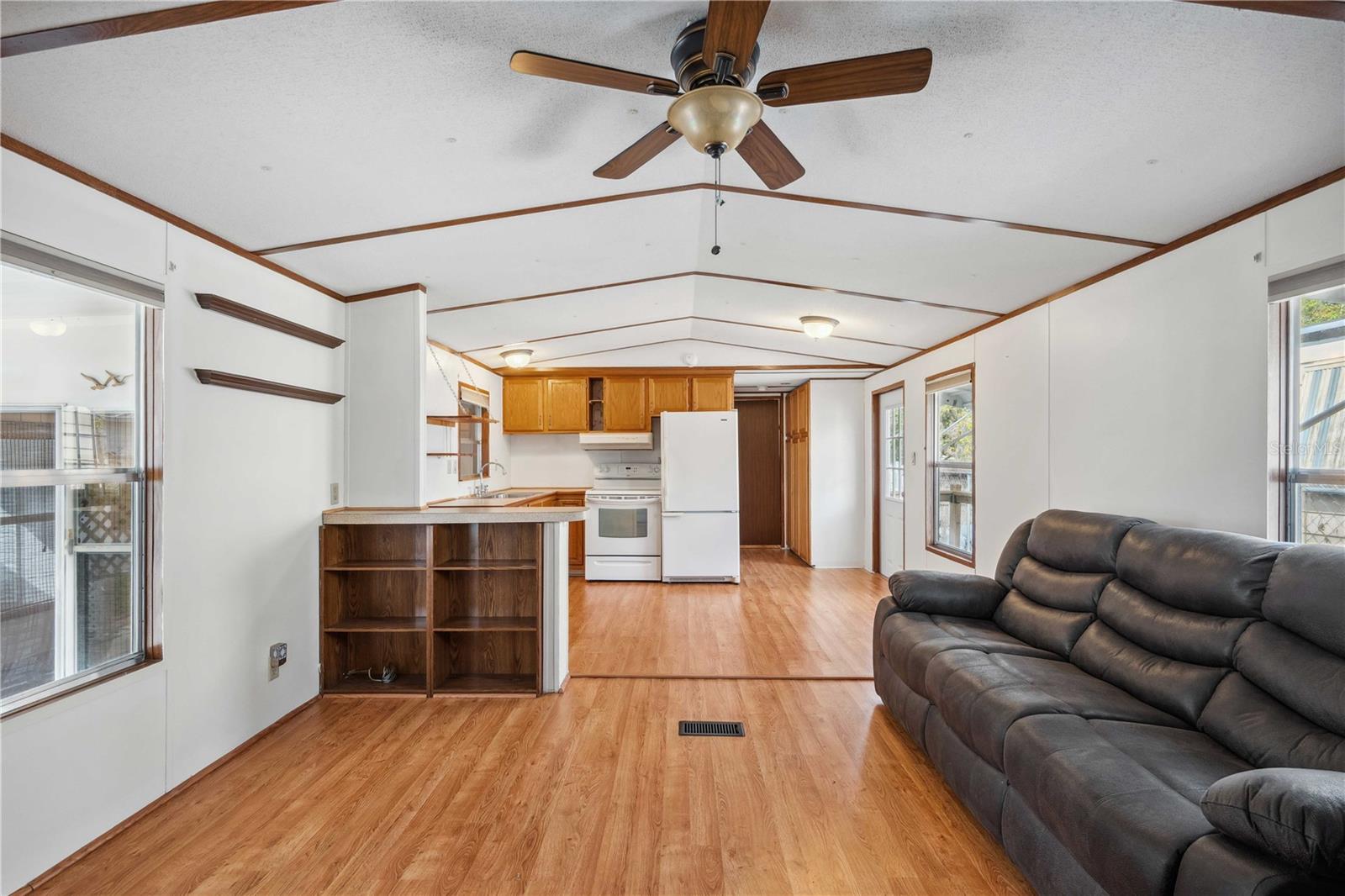 BETMAR ACRES - Residential