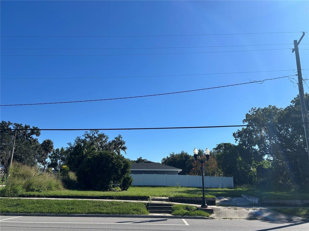 Photo of 1385 Martin Luther King Jr Boulevard, Bartow, FL 33830 (MLS # L4965986)