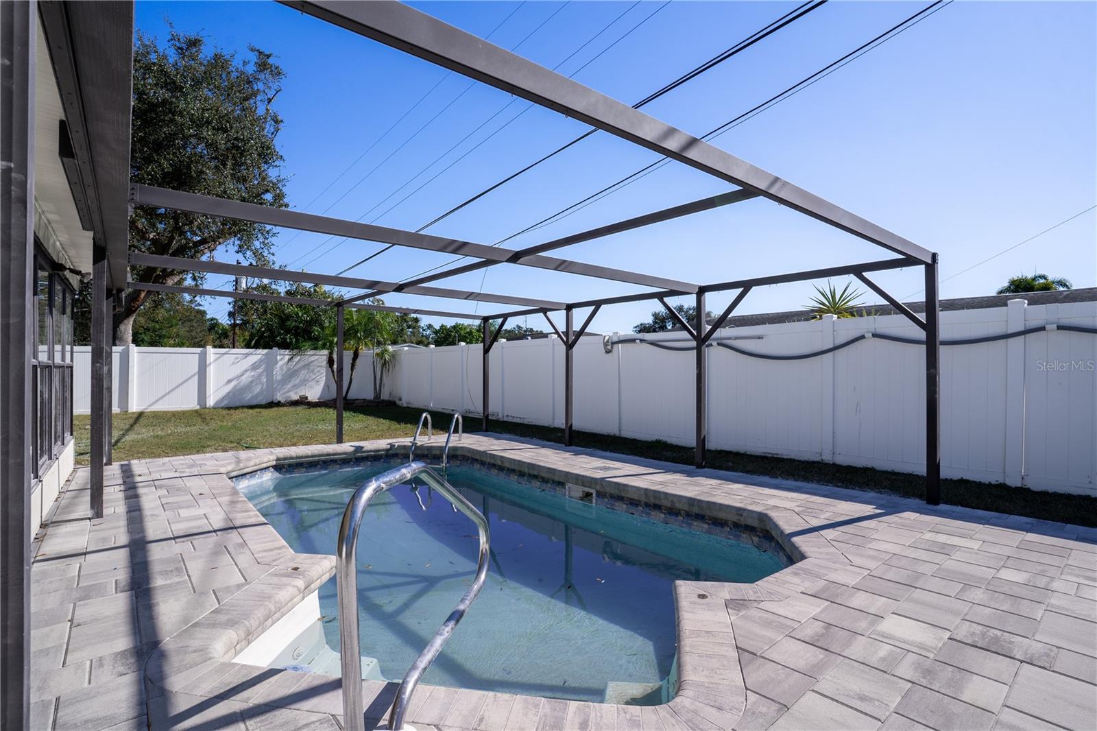 MEADOW LAWN 7TH ADD - Residential